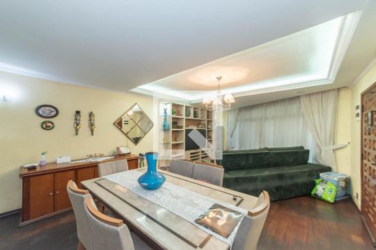 Sala de casa à venda com 4 quartos, 280m² em Saúde, São Paulo