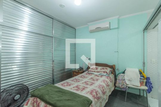 Suíte 1 de casa à venda com 4 quartos, 280m² em Saúde, São Paulo