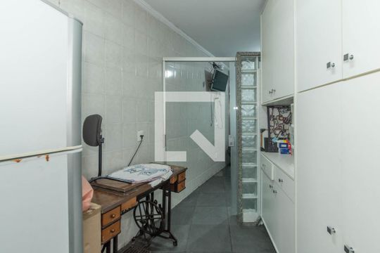 Despensa de casa à venda com 4 quartos, 280m² em Saúde, São Paulo