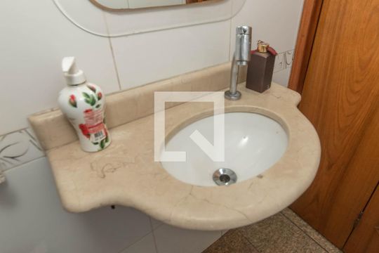 Lavabo de casa à venda com 4 quartos, 280m² em Saúde, São Paulo