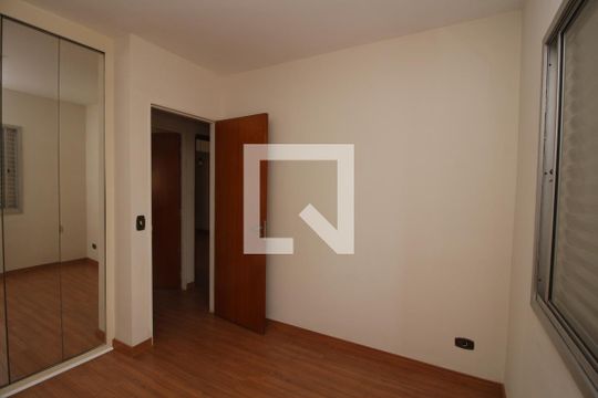 Quarto 2 de apartamento para alugar com 2 quartos, 60m² em Vila Gomes Cardim, São Paulo