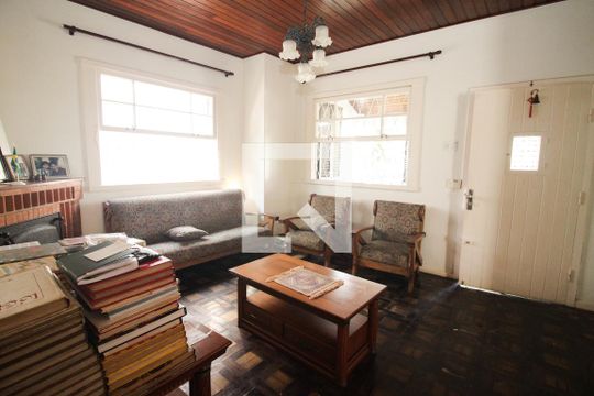 Sala de casa para alugar com 2 quartos, 100m² em Azenha, Porto Alegre