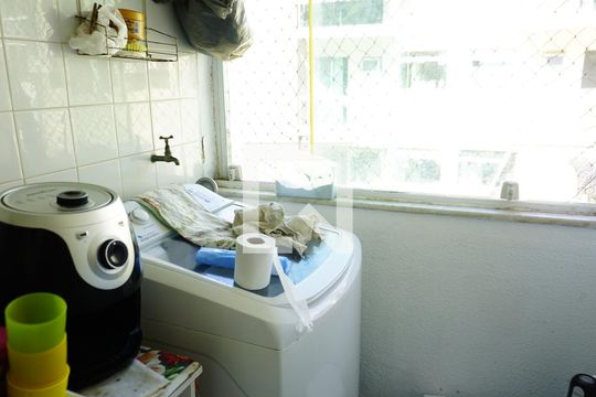 Area de Serviço de apartamento para alugar com 2 quartos, 60m² em Jacarepaguá, Rio de Janeiro