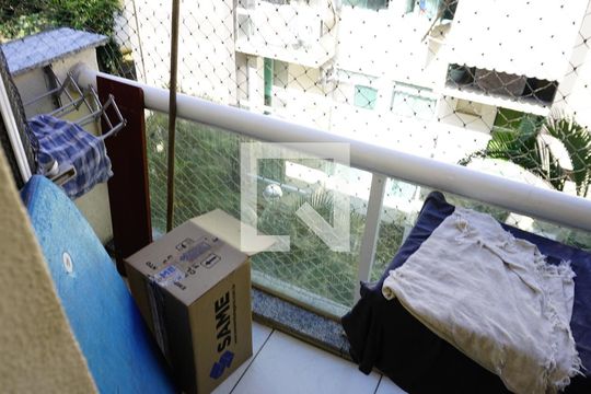 Varanda - Sala de apartamento para alugar com 2 quartos, 60m² em Jacarepaguá, Rio de Janeiro