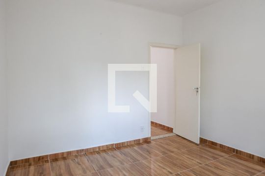 Quarto de casa para alugar com 2 quartos, 75m² em Vila Ipojuca, São Paulo
