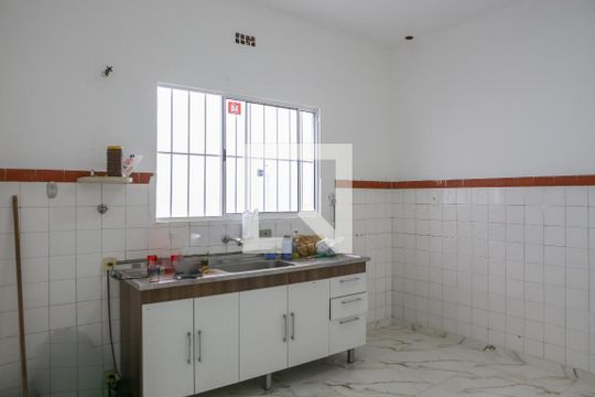 Cozinha de casa para alugar com 1 quarto, 75m² em Vila Ipojuca, São Paulo