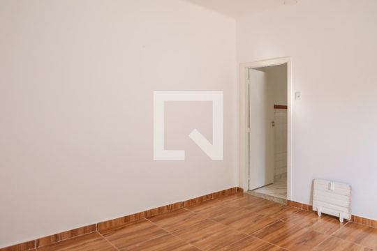 Sala de casa para alugar com 2 quartos, 75m² em Vila Ipojuca, São Paulo