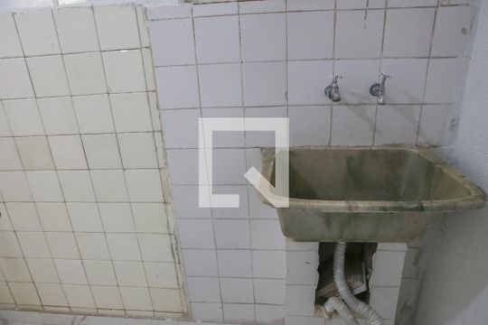 Área de Serviço de casa para alugar com 1 quarto, 75m² em Vila Ipojuca, São Paulo