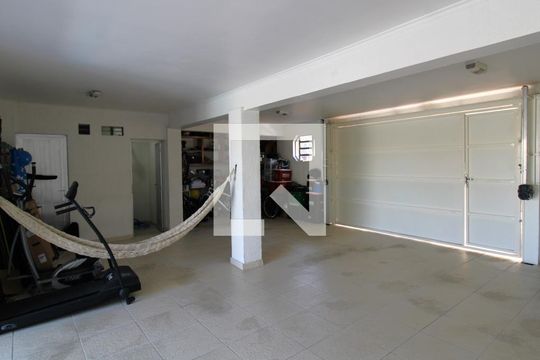 Garagem de casa à venda com 4 quartos, 318m² em Vila Guilherme, São Paulo