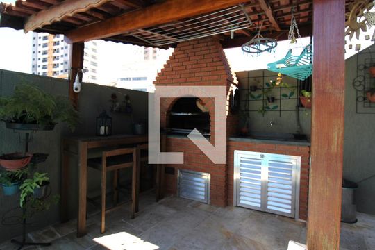 Quintal / Piscina / Churrasqueira de casa à venda com 4 quartos, 318m² em Vila Guilherme, São Paulo