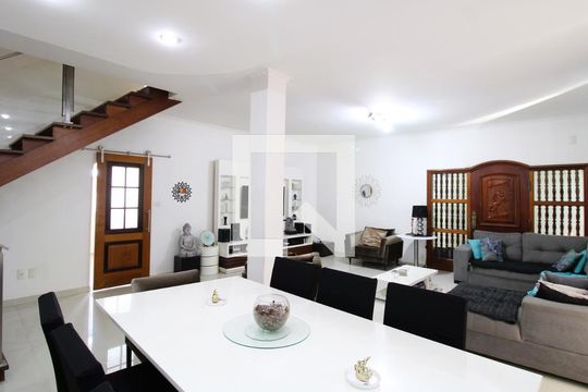 Casa à venda com 4 quartos, 318m² em Vila Guilherme, São Paulo