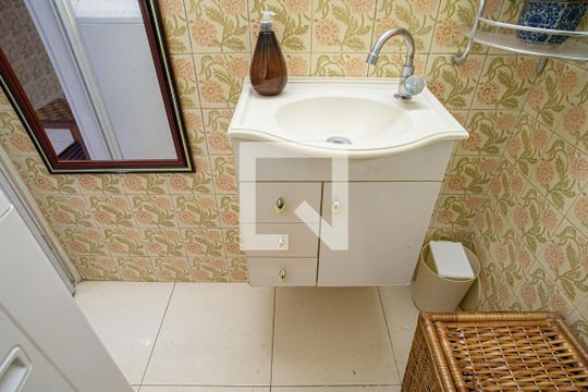 Banheiro de apartamento à venda com 1 quarto, 49m² em Consolação, São Paulo