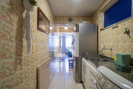 Cozinha de apartamento à venda com 1 quarto, 49m² em Consolação, São Paulo