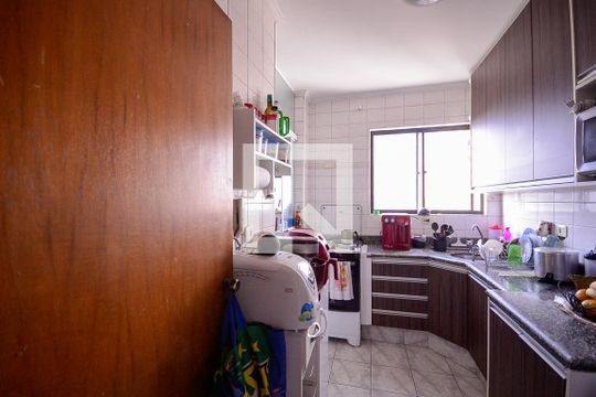 Cozinha de apartamento à venda com 3 quartos, 90m² em Vila Vera, São Paulo