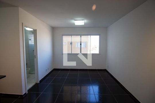 Sala de apartamento à venda com 1 quarto, 30m² em Vila Campanela, São Paulo