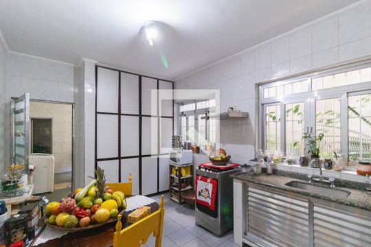Cozinha de casa à venda com 3 quartos, 215m² em Vila Osasco, Osasco