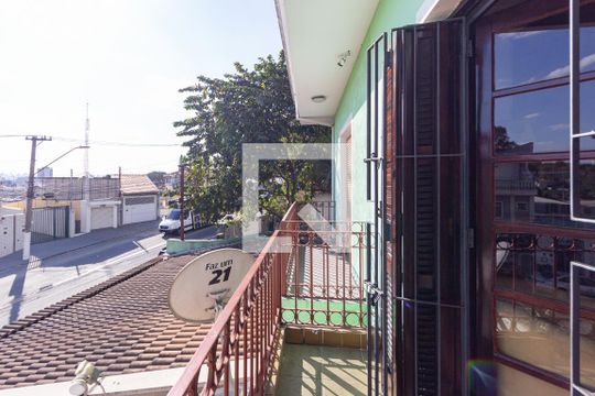 Sacada do quarto 1 de casa à venda com 3 quartos, 215m² em Vila Osasco, Osasco