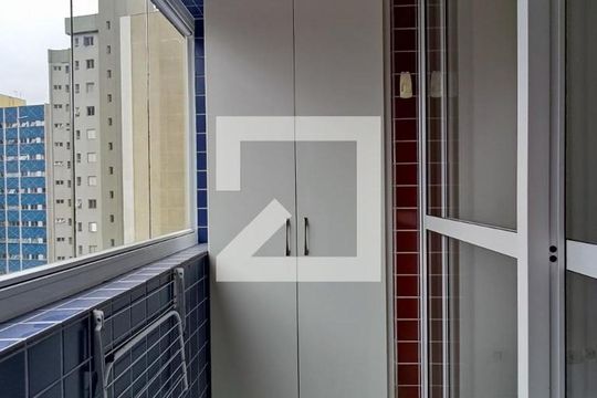 Varanda de apartamento para alugar com 2 quartos, 95m² em Água Verde, Curitiba