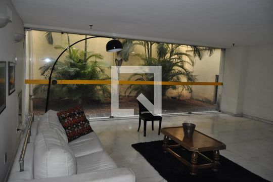 Área comum de apartamento à venda com 2 quartos, 83m² em Sampaio, Rio de Janeiro