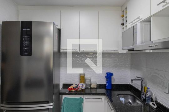 Cozinha  de apartamento à venda com 3 quartos, 93m² em Colônia (zona Leste), São Paulo