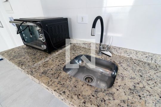 Cozinha e Área de Serviço de apartamento para alugar com 1 quarto, 30m² em Santana, São Paulo