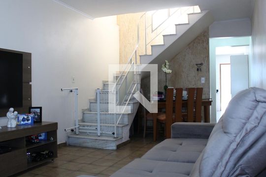 Casa à venda com 4 quartos, 145m² em Jardim Vila Formosa, São Paulo
