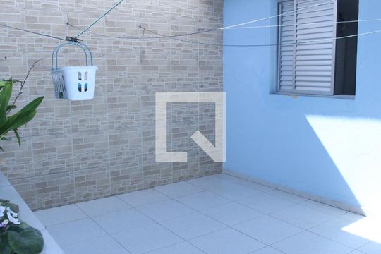 Quintal  de casa à venda com 4 quartos, 145m² em Jardim Vila Formosa, São Paulo