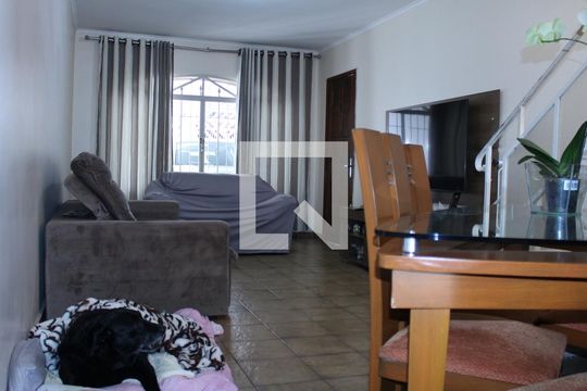 Sala de casa à venda com 4 quartos, 145m² em Jardim Vila Formosa, São Paulo