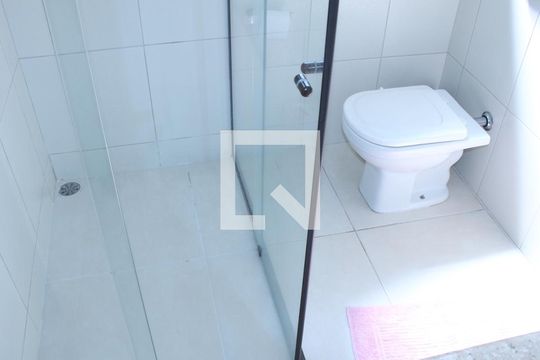 Banheiro 1 de casa à venda com 4 quartos, 145m² em Jardim Vila Formosa, São Paulo