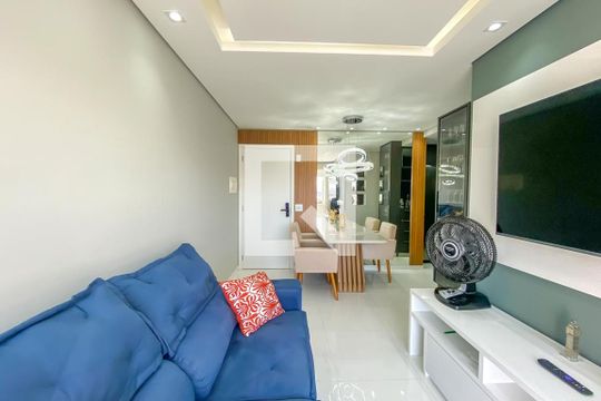 Sala de apartamento para alugar com 2 quartos, 60m² em Taboão, São Bernardo do Campo