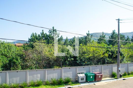 Vista da suite de casa de condomínio à venda com 3 quartos, 157m² em Hípica, Porto Alegre
