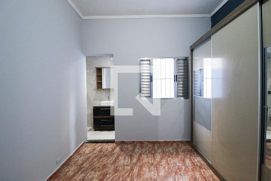 Suíte 1 de casa à venda com 4 quartos, 500m² em Vila Romero, São Paulo