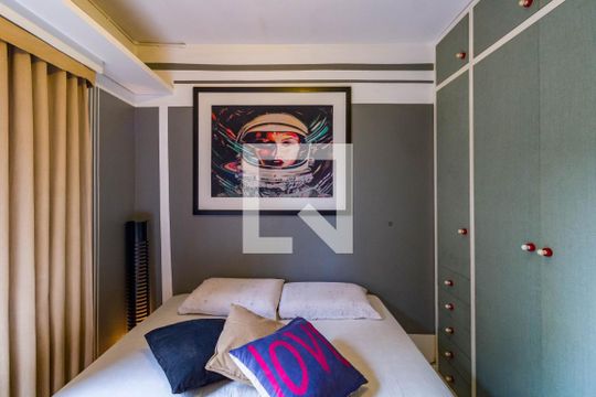 Quarto 1 de apartamento para alugar com 3 quartos, 72m² em Vila Andrade, São Paulo