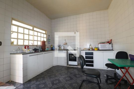 Cozinha de casa à venda com 4 quartos, 277m² em Itapoã, Belo Horizonte