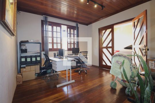Casa à venda com 4 quartos, 277m² em Itapoã, Belo Horizonte