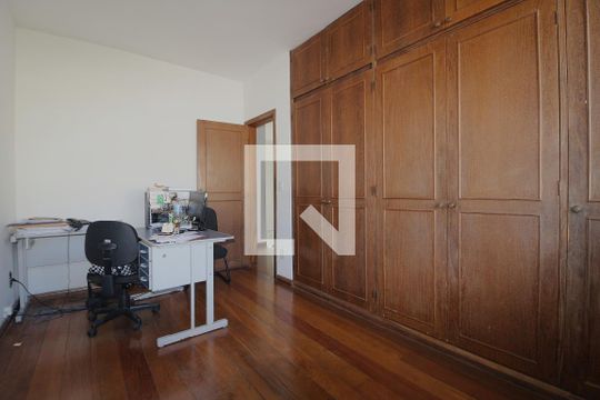 Quarto 1 de casa à venda com 4 quartos, 277m² em Itapoã, Belo Horizonte
