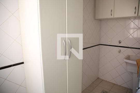 Área de Serviço de apartamento à venda com 3 quartos, 75m² em Setor Bueno, Goiânia