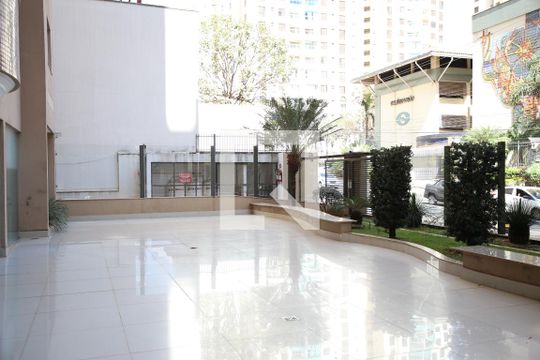 Área comum de apartamento à venda com 3 quartos, 75m² em Setor Bueno, Goiânia