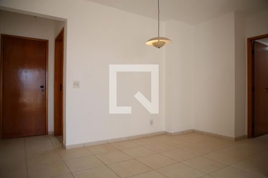 Sala de apartamento à venda com 3 quartos, 75m² em Setor Bueno, Goiânia