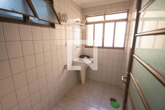 Área de Serviço de apartamento para alugar com 1 quarto, 44m² em Parque Industrial Lagoinha, Ribeirão Preto