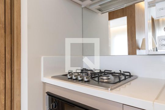Cozinha de apartamento à venda com 2 quartos, 36m² em Parada Inglesa, São Paulo