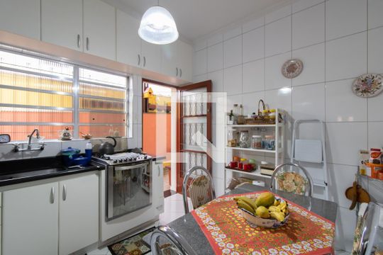 Cozinha de casa para alugar com 3 quartos, 80m² em Vila Sorocabana, Guarulhos