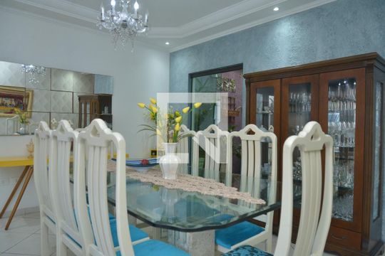 Sala de Jantar de casa à venda com 3 quartos, 300m² em Parque das Nações, Santo André