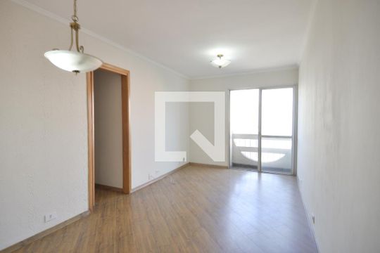 Apartamento à venda com 3 quartos, 71m² em Vila Firmiano Pinto, São Paulo