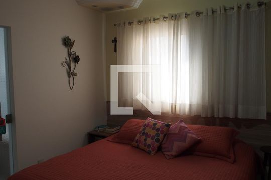 Quarto Suíte de casa à venda com 2 quartos, 349m² em Vila Santa Terezinha, Várzea Paulista