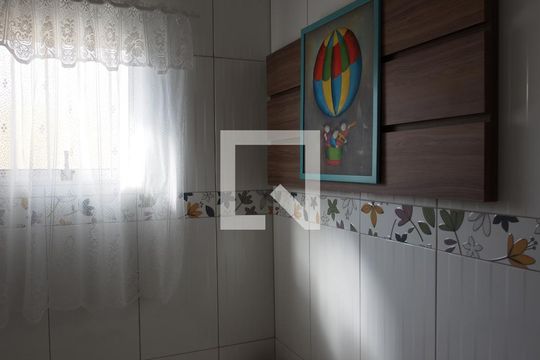 Banheiro da Suíte de casa para alugar com 2 quartos, 349m² em Vila Santa Terezinha, Várzea Paulista