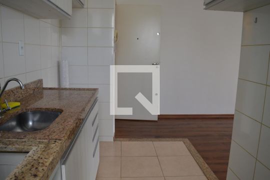 Cozinha de apartamento à venda com 2 quartos, 46m² em Europa, Contagem