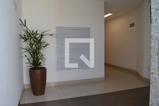 Hall de apartamento à venda com 2 quartos, 46m² em Europa, Contagem