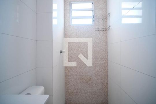 Banheiro 1 de apartamento à venda com 2 quartos, 42m² em Vila Ré, São Paulo