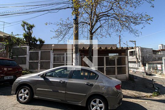 fachada de casa à venda com 3 quartos, 325m² em Vila Santo Estefano, São Paulo